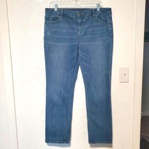 Simply Vera Wang Straight Womens Size 14(S) Blue Jeans Mid Rise Light Fade
